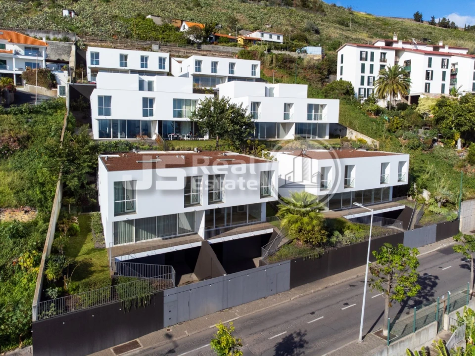 Moradia T3 para Venda em São Martinho Foto 2
