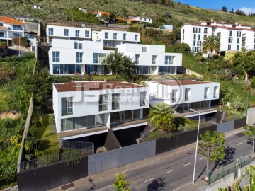 Moradia T3 para Venda em São Martinho