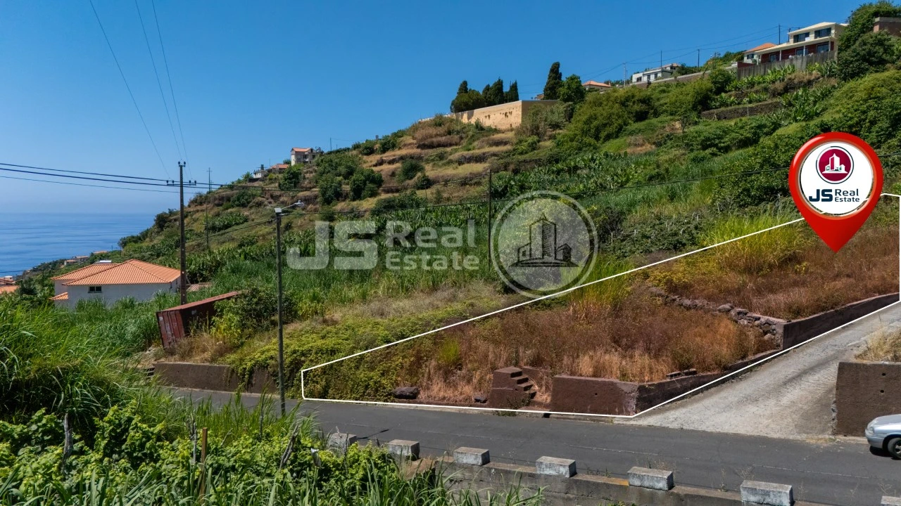 Terreno para Venda em Calheta Foto 3