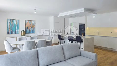 Apartamento T6 para Venda em Funchal (São Pedro)