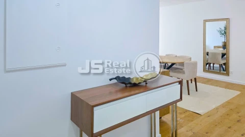 Apartamento T6 para Venda em Funchal (São Pedro)