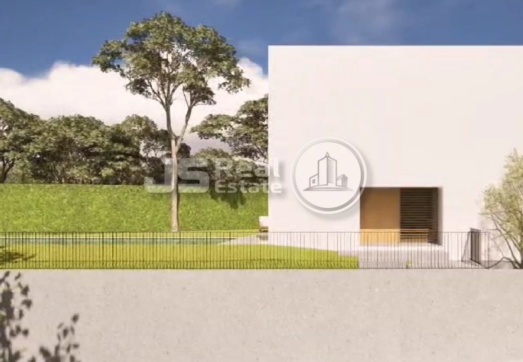 Moradia T4 para Venda em São Roque Foto 1