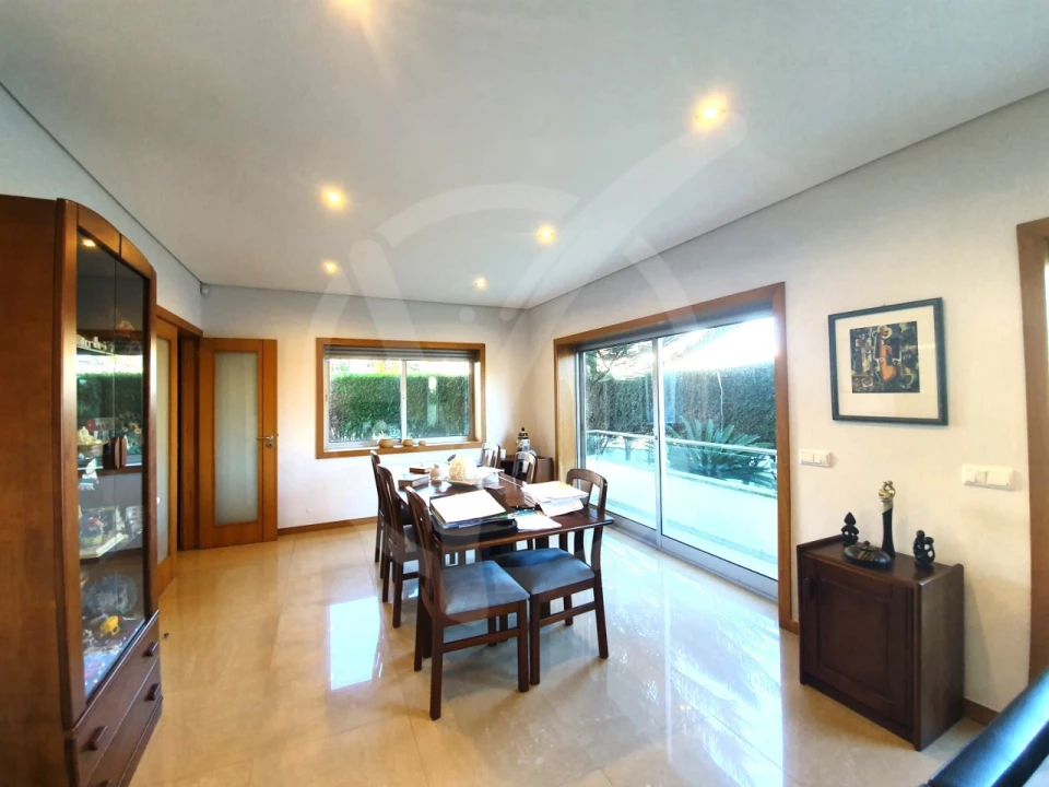 Moradia T4 para Venda em Touguinha e Touguinhó Foto 5