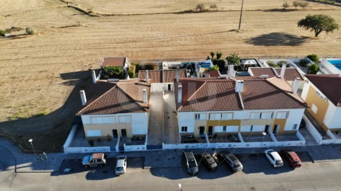 Moradia T3 para Venda em Canaviais