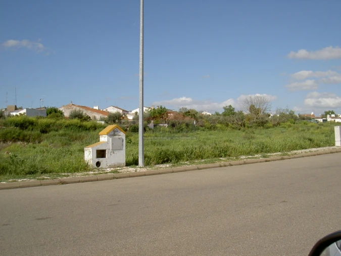 Terreno Comércio / Armazém para Venda em Bencatel Foto 2