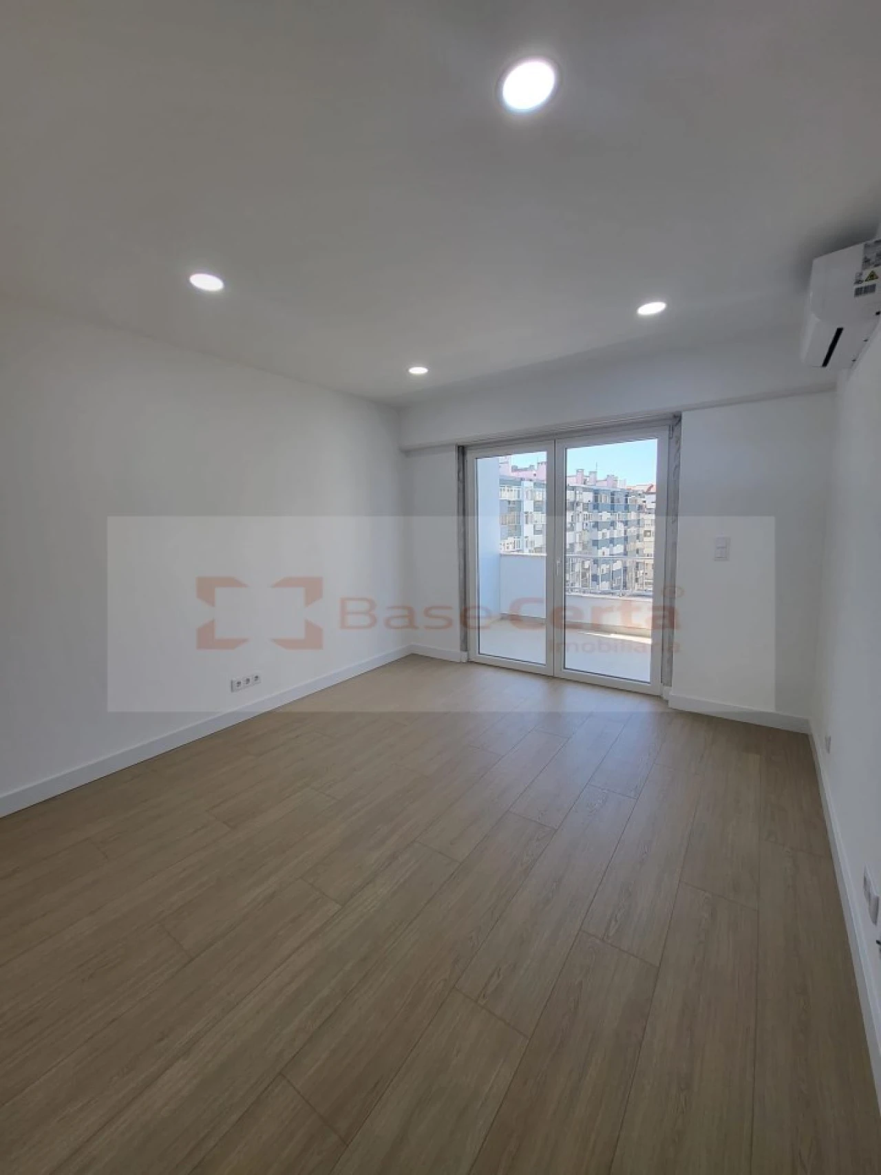 Apartamento T4 para Venda em Lumiar Foto 19