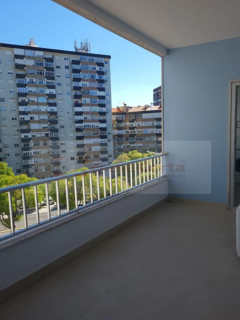 Apartamento T4 para Venda em Lumiar
