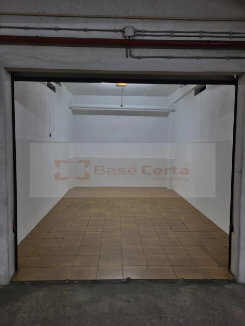 Apartamento T4 para Venda em Lumiar