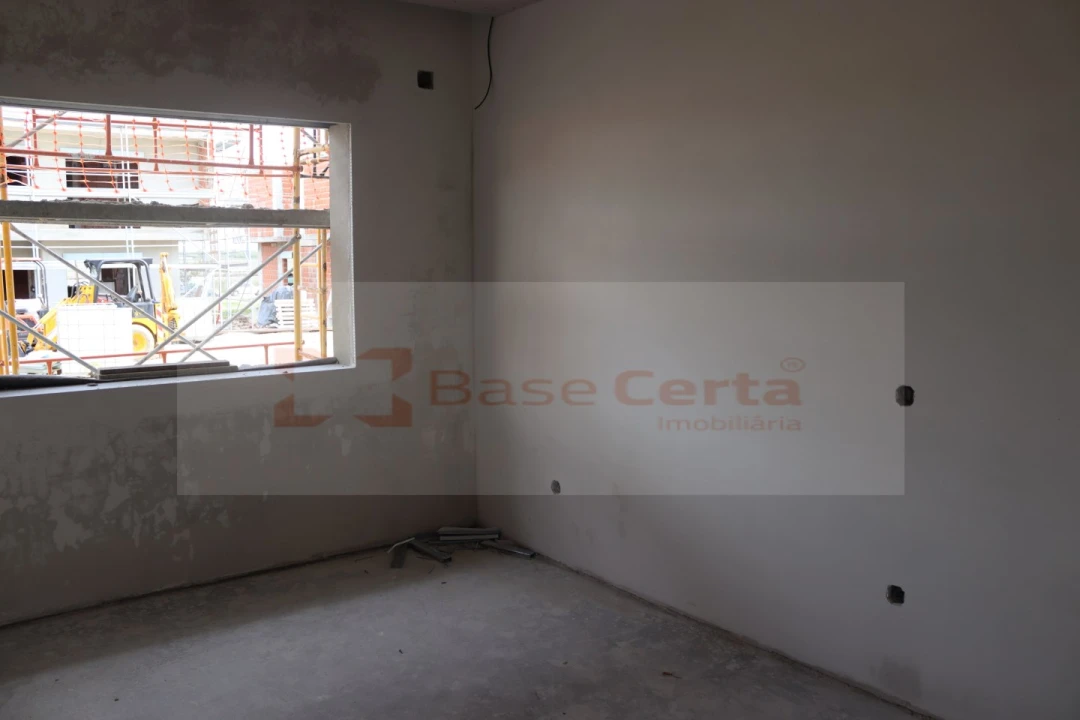 Apartamento T2 para Venda em Azambuja Foto 26
