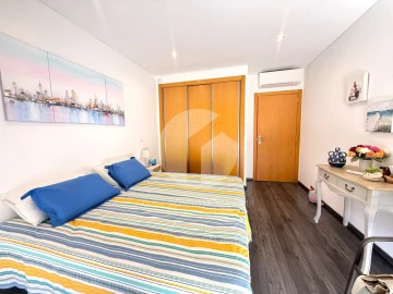 Moradia T4 para Venda em Quelfes