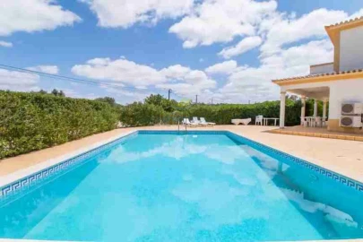 Moradia T4 para Venda em Porches