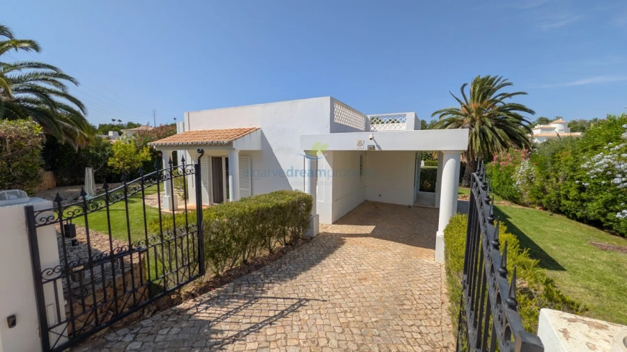Moradia T3 para Venda em Albufeira e Olhos de Água Foto 30