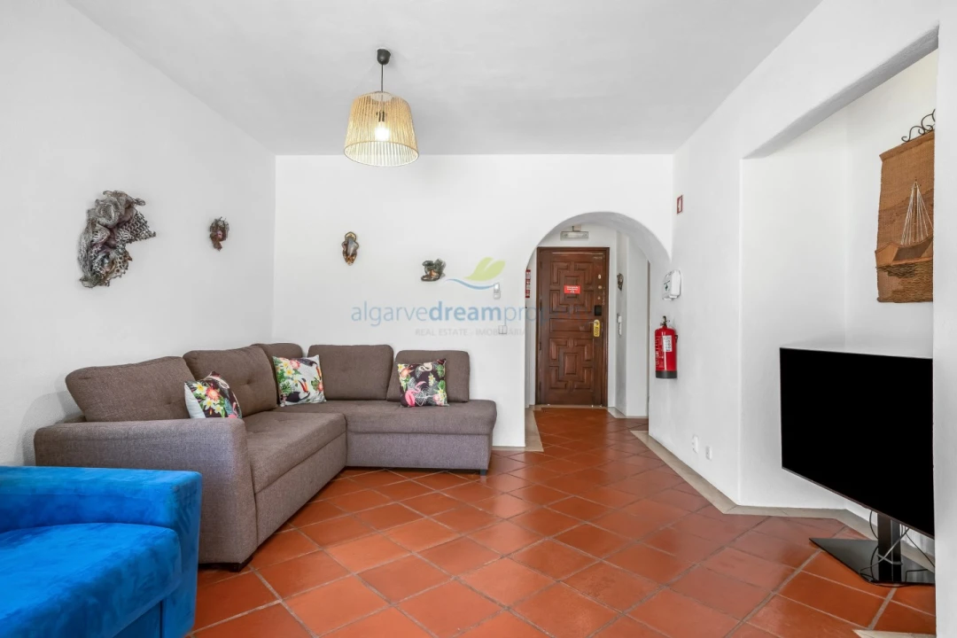 Apartamento T1 para Venda em Albufeira e Olhos de Água Foto 4