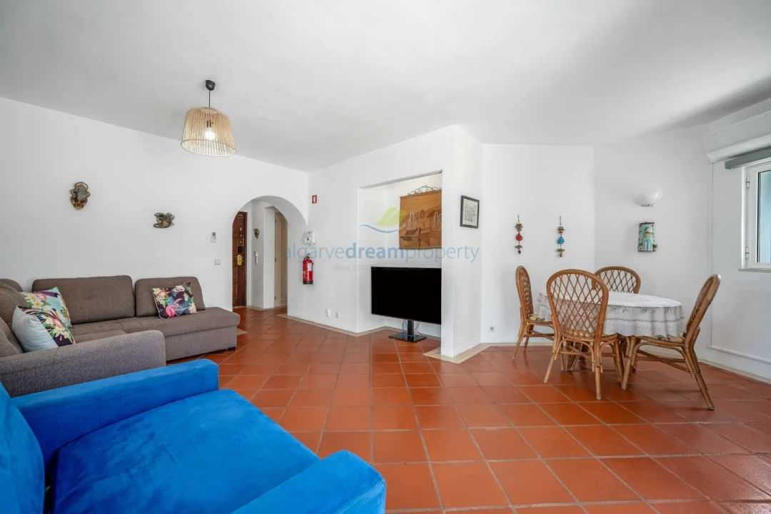 Apartamento T1 para Venda em Albufeira e Olhos de Água Foto 5