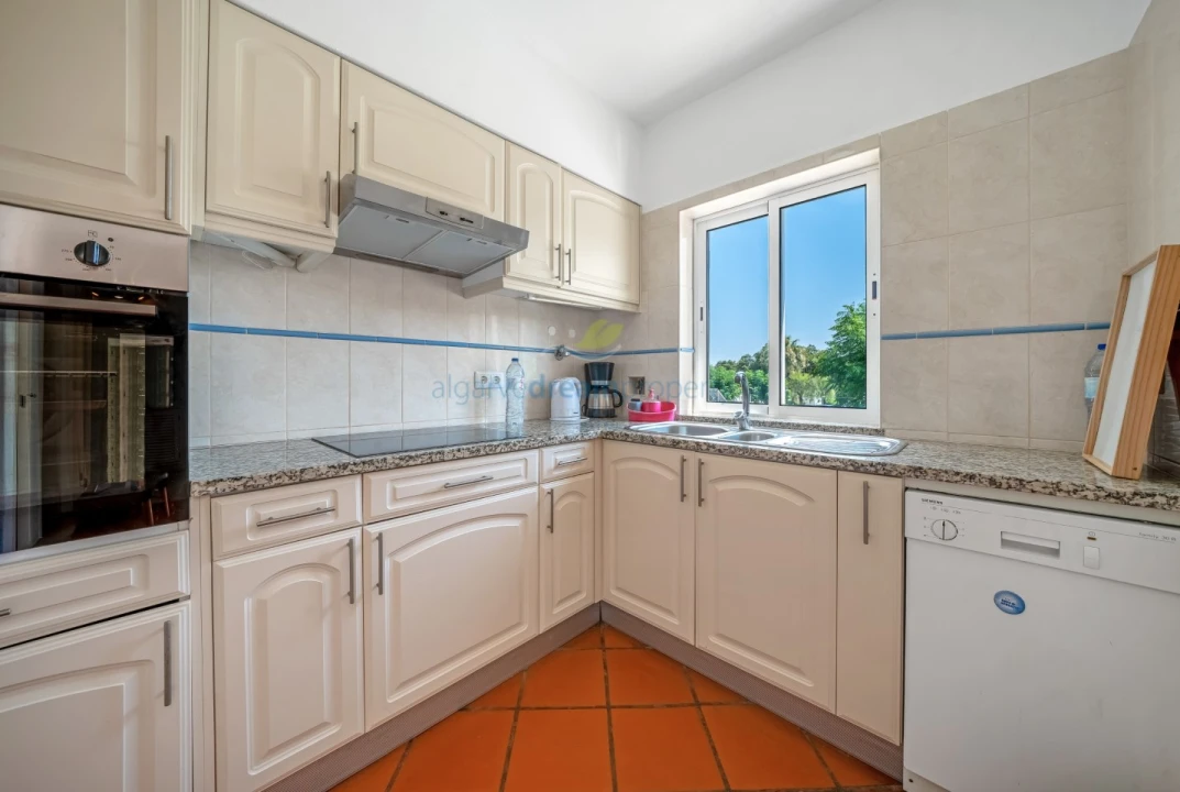 Apartamento T1 para Venda em Albufeira e Olhos de Água Foto 18