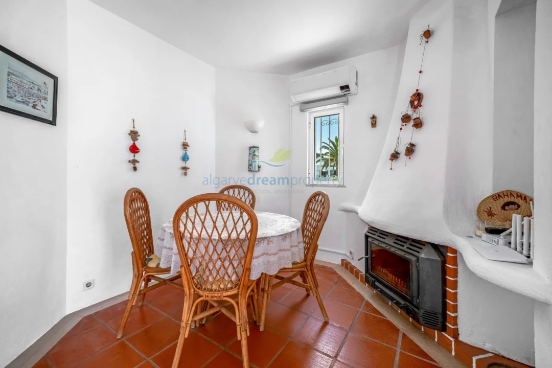 Apartamento T1 para Venda em Albufeira e Olhos de Água Foto 19