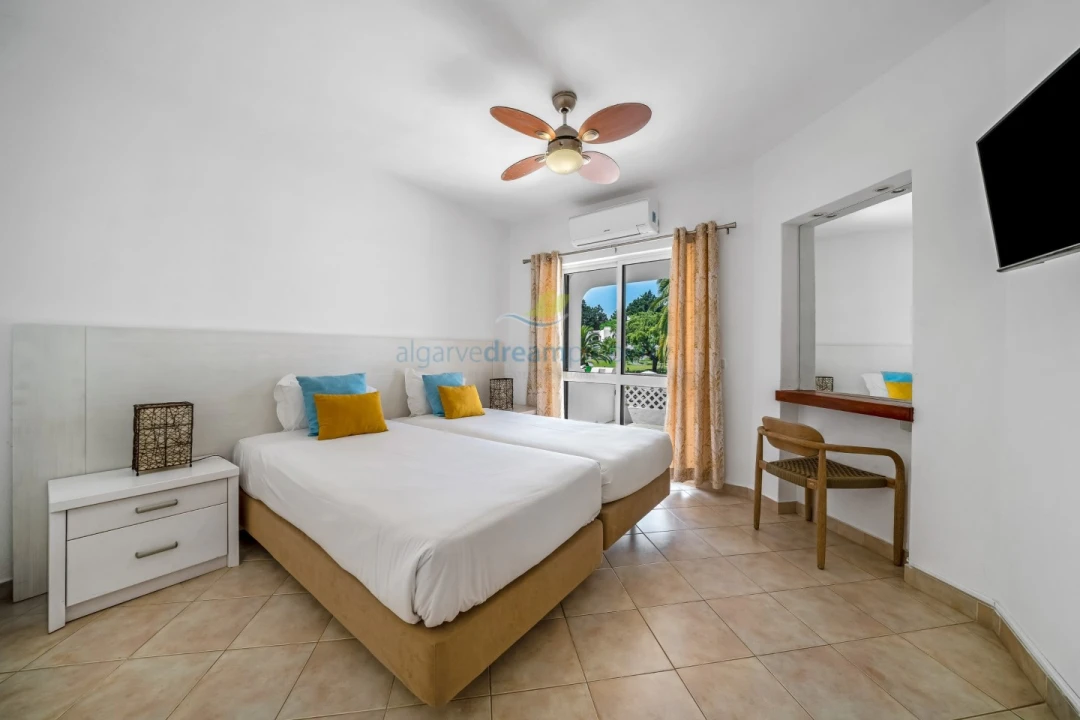 Apartamento T1 para Venda em Albufeira e Olhos de Água Foto 20