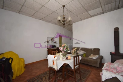 Moradia T2 para Venda em Brogueira, Parceiros de Igreja e Alcorochel