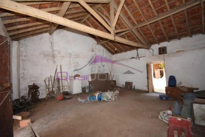 Moradia T2 para Venda em Brogueira, Parceiros de Igreja e Alcorochel