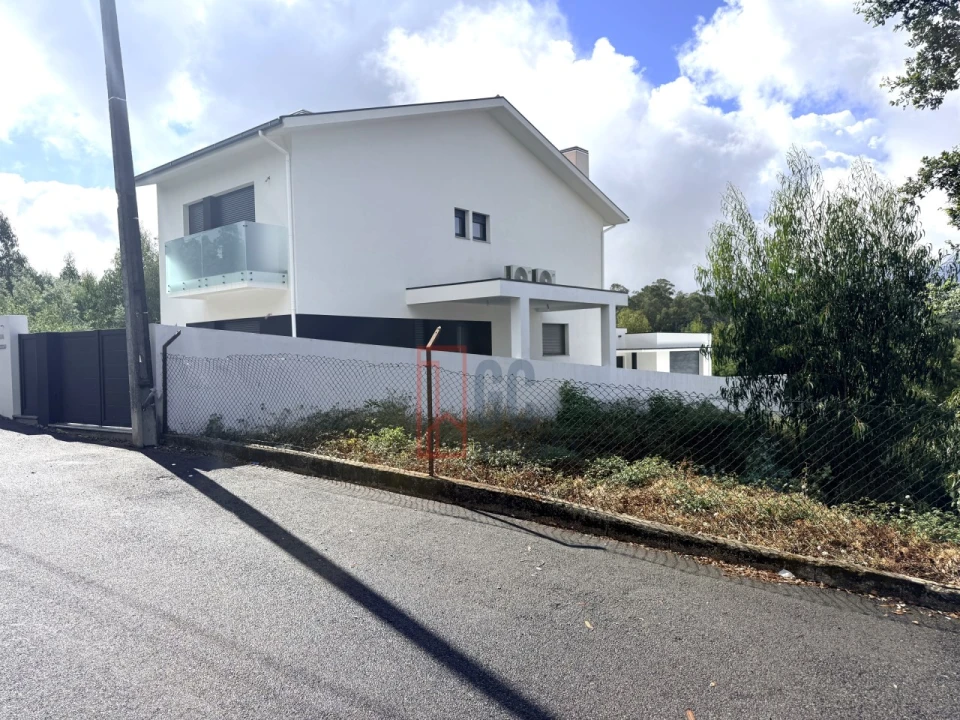Moradia T3 para Venda em Grijó e Sermonde Foto 3