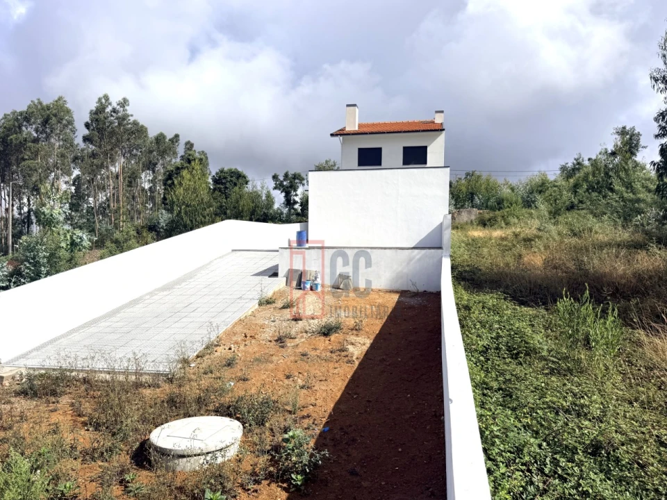 Moradia T3 para Venda em Grijó e Sermonde Foto 7