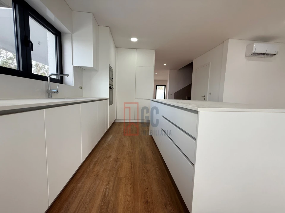 Moradia T3 para Venda em Grijó e Sermonde Foto 18