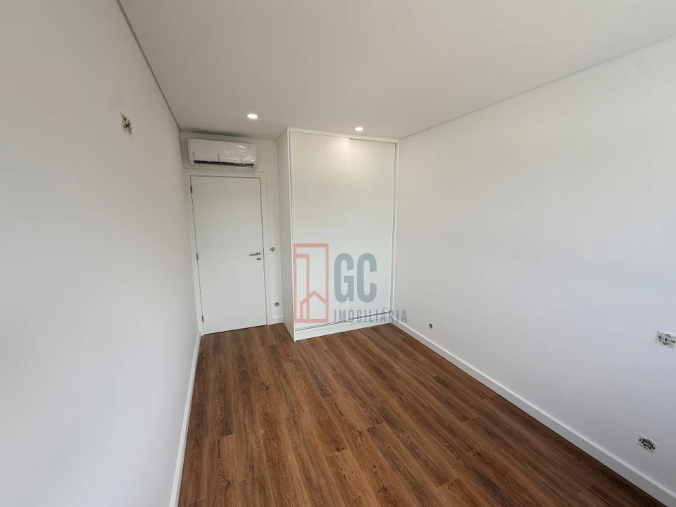 Moradia T3 para Venda em Grijó e Sermonde Foto 43