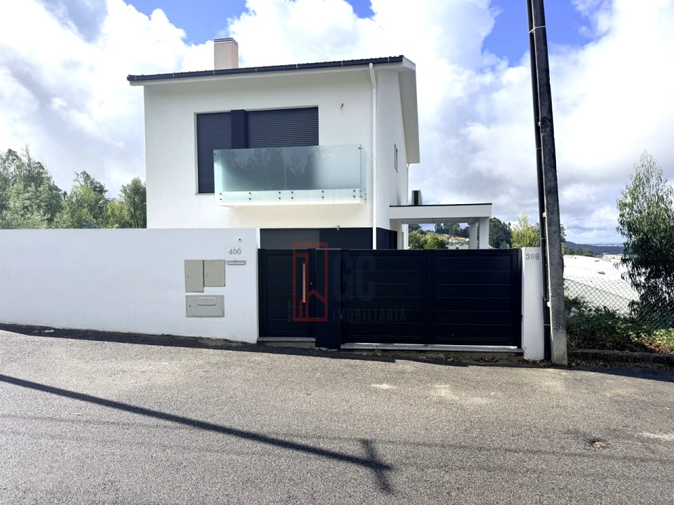 Moradia T3 para Venda em Grijó e Sermonde Foto 1