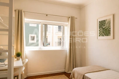 Apartamento T3 para Venda em Glória e Vera Cruz