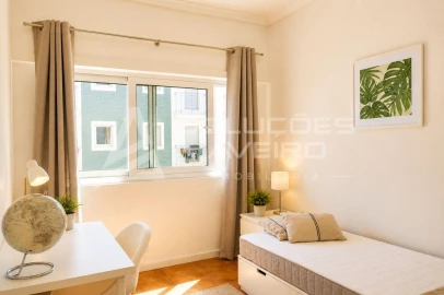 Apartamento T3 para Venda em Glória e Vera Cruz