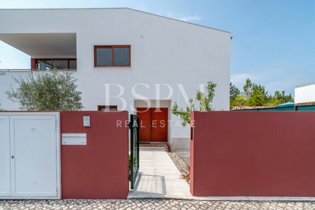 Moradia T3 para Venda em Vau Foto 8