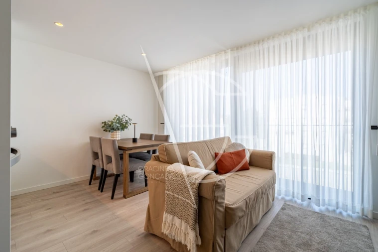 Apartamento para Venda em São Mamede de Infesta e Senhora da Hora Foto 15