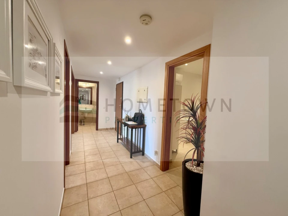 Apartamento T2 para Venda em Quarteira Foto 14
