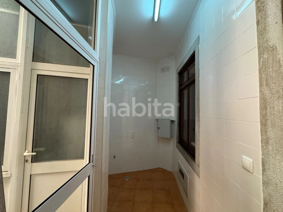 Apartamento T2 para Arrendamento em Arroios Foto 10