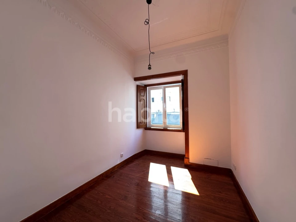 Apartamento T2 para Arrendamento em Arroios Foto 16