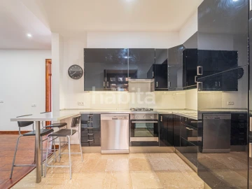 Apartamento T2 para Arrendamento em Arroios