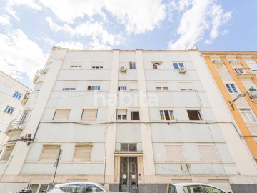 Apartamento T2 para Arrendamento em Arroios