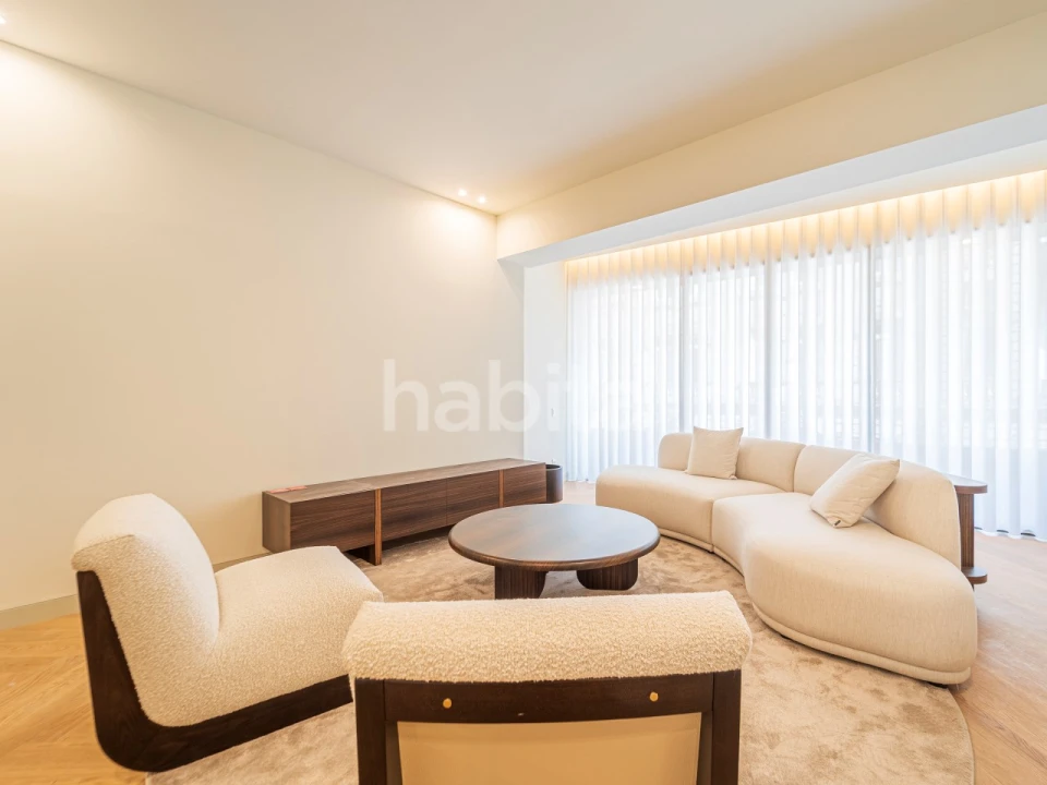 Apartamento T3 para Venda em Cedofeita, Santo Ildefonso, Sé, Miragaia, São Nicolau e Vitória Foto 13
