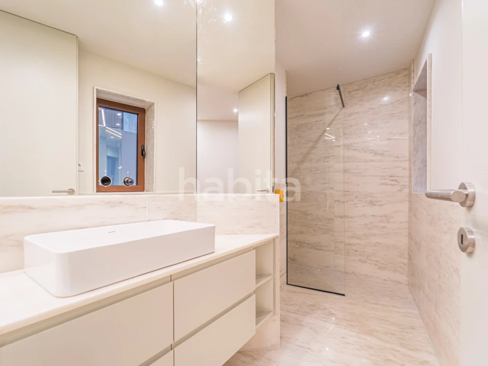 Apartamento T3 para Venda em Cedofeita, Santo Ildefonso, Sé, Miragaia, São Nicolau e Vitória Foto 25