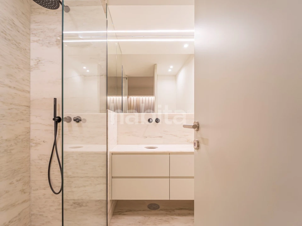 Apartamento T3 para Venda em Cedofeita, Santo Ildefonso, Sé, Miragaia, São Nicolau e Vitória Foto 29