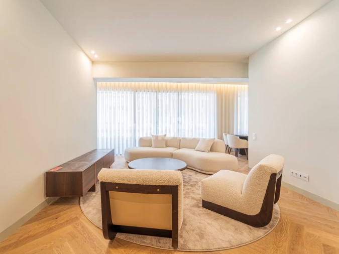 Apartamento T3 para Venda em Cedofeita, Santo Ildefonso, Sé, Miragaia, São Nicolau e Vitória Foto 4