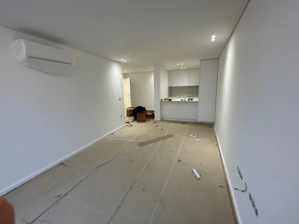 Apartamento T2 para Venda em Mafamude e Vilar do Paraíso Foto 12