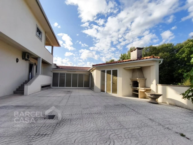 Moradia T4 para Venda em Balugães Foto 34