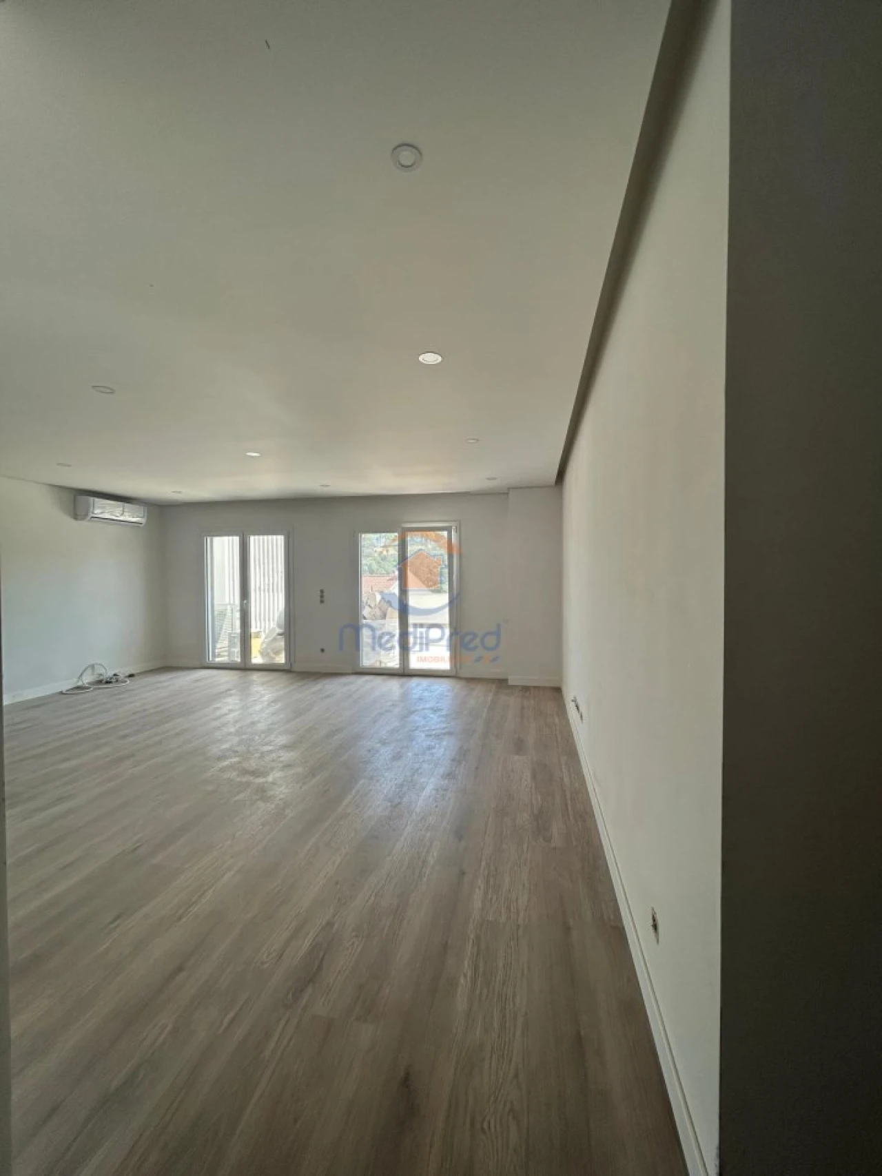 Apartamento T3 para Venda em Ramada e Caneças Foto 6