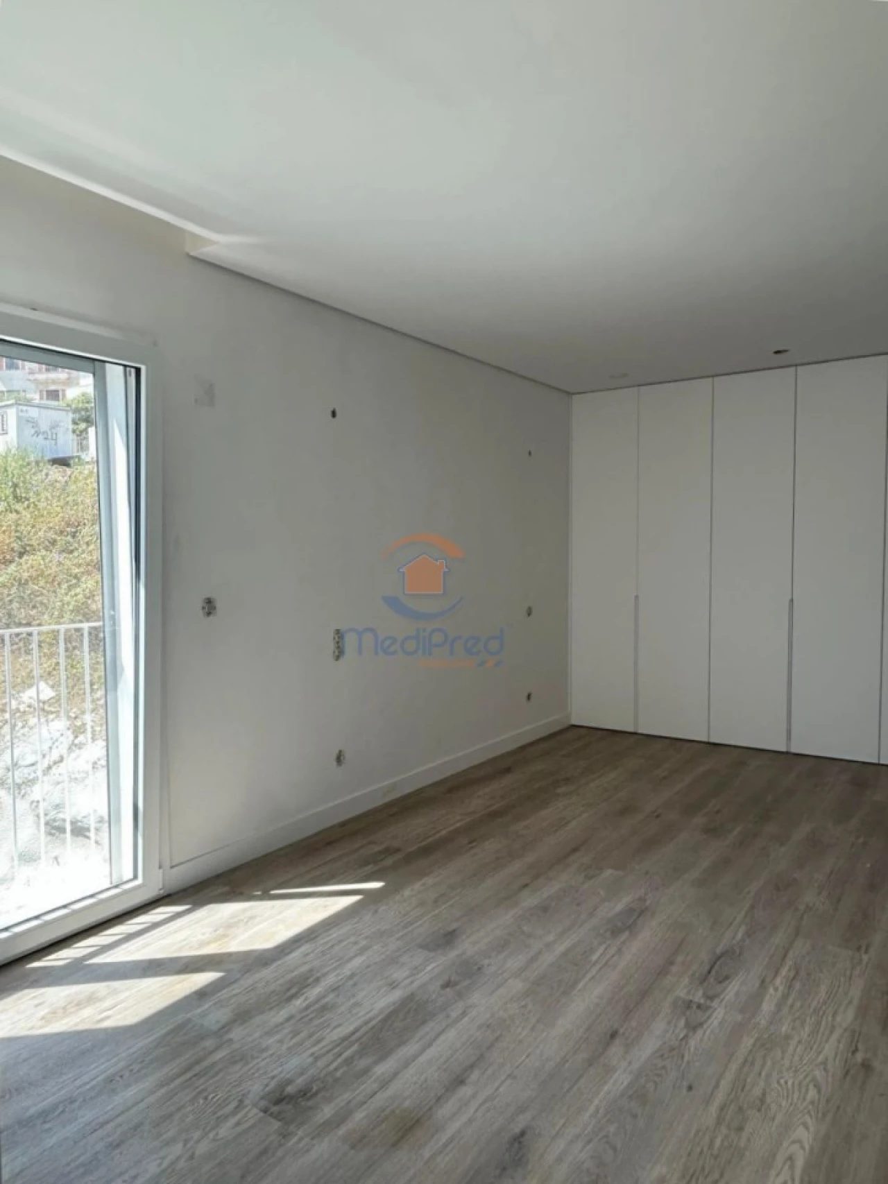 Apartamento T3 para Venda em Ramada e Caneças Foto 9