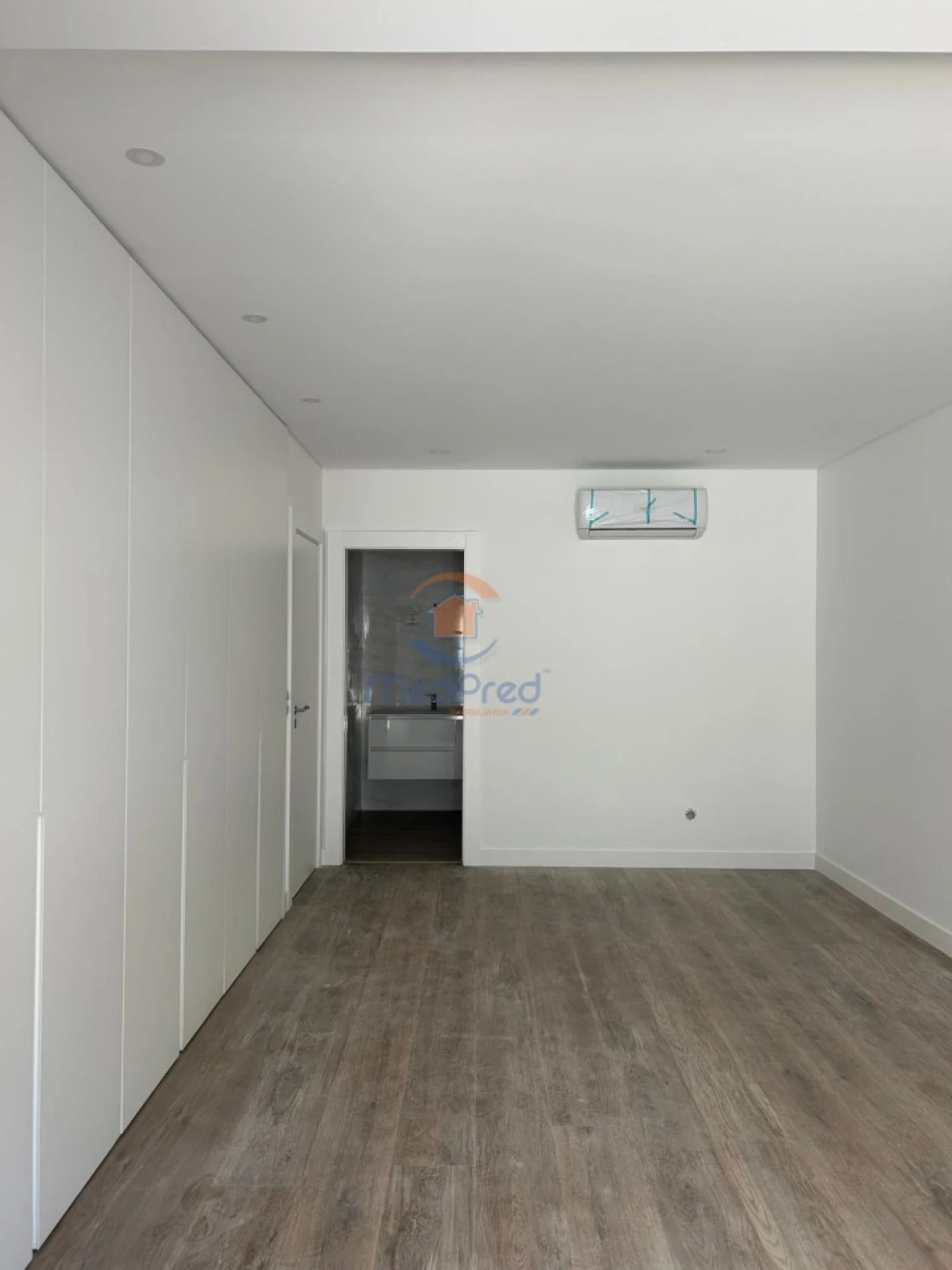Apartamento T3 para Venda em Ramada e Caneças Foto 6