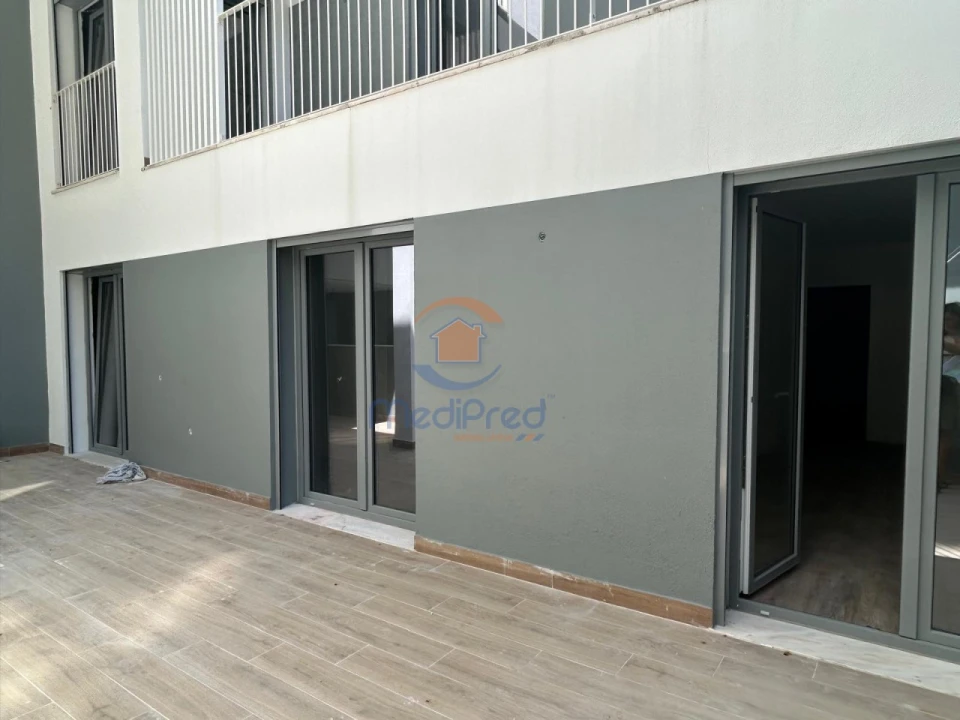 Apartamento T3 para Venda em Ramada e Caneças Foto 10