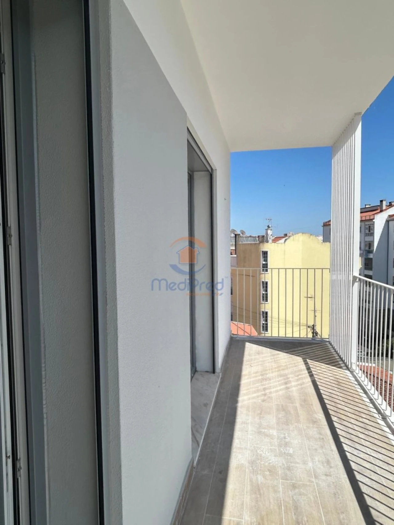 Apartamento T3 para Venda em Ramada e Caneças Foto 13