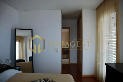 Apartamento T3 para Arrendamento em Cedofeita, Santo Ildefonso, Sé, Miragaia, São Nicolau e Vitória