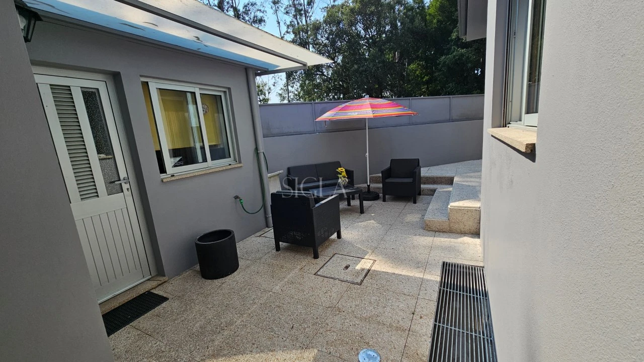 Moradia T2 para Venda em Canelas Foto 16
